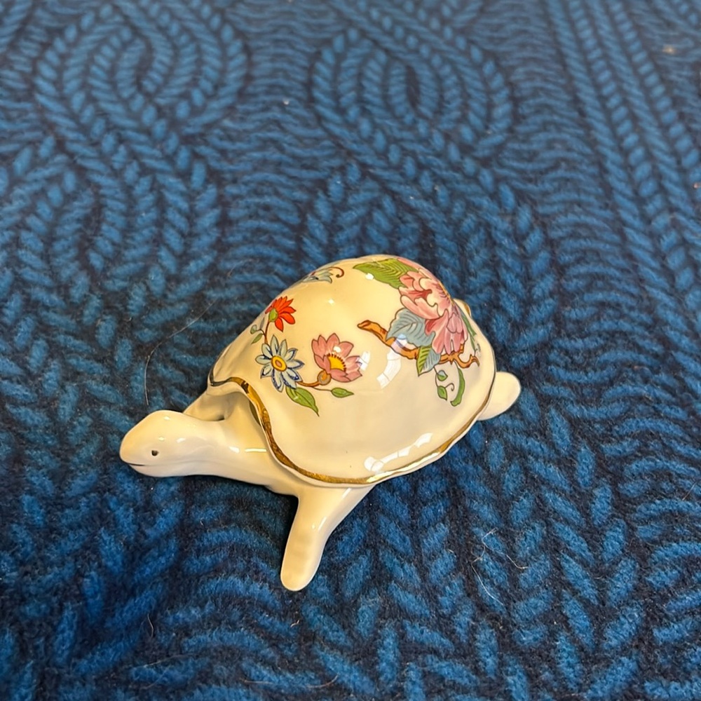 Aynsley Pembrook China Turtle Trinket Dish